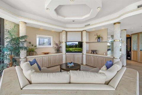 Condo in Longboat Key, Florida, 2 bedrooms  № 1648297 - photo 3
