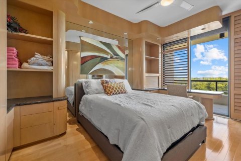 Condo in Longboat Key, Florida, 2 bedrooms  № 1648297 - photo 18