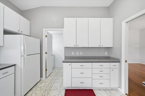 Casa en venta en Lutz, Florida, 2 dormitorios, 178.19 m2 № 2202489 - foto 11