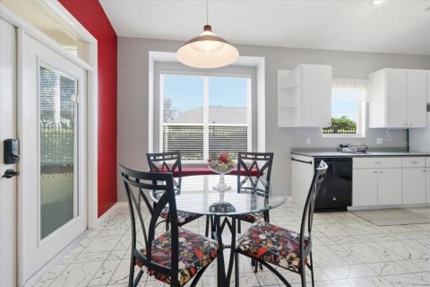 Casa en venta en Lutz, Florida, 2 dormitorios, 178.19 m2 № 2202489 - foto 14
