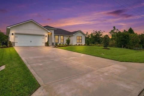 Casa en Sebring, Florida 3 dormitorios, 166.67 m2 № 2277170