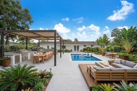 Villa ou maison à vendre à Miami, Floride: 3 chambres, 148.18 m2 № 2066539 - photo 17