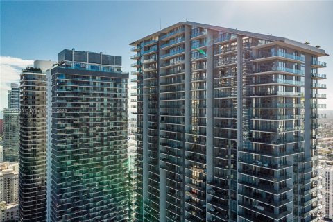 Condo in Miami, Florida, 1 bedroom  № 1889305 - photo 25