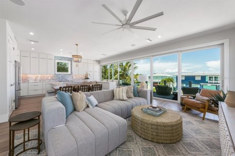 Villa ou maison à vendre à Anna Maria, Floride: 4 chambres, 194.26 m2 № 2148115 - photo 8