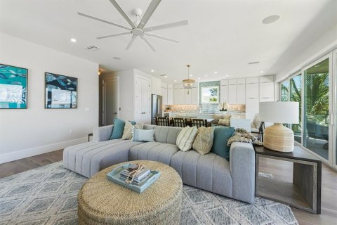 Villa ou maison à vendre à Anna Maria, Floride: 4 chambres, 194.26 m2 № 2148115 - photo 9