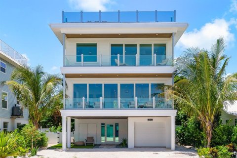 Villa ou maison à Anna Maria, Floride 4 chambres, 194.26 m2 № 2148115