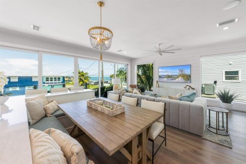 Villa ou maison à vendre à Anna Maria, Floride: 4 chambres, 194.26 m2 № 2148115 - photo 15
