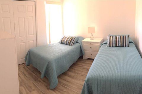 Copropriété à louer à Kissimmee, Floride: 3 chambres, 113.34 m2 № 2092887 - photo 12