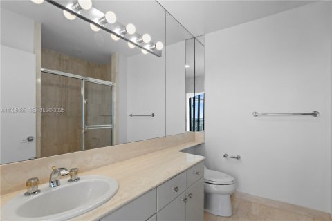 Condominio en alquiler en Aventura, Florida, 3 dormitorios, 281.49 m2 № 1983893 - foto 12