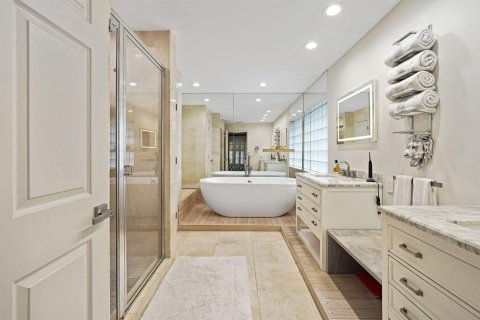 House in Fort Lauderdale, Florida 4 bedrooms, 313.17 sq.m. № 2401264 - photo 26