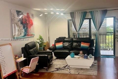 Снять в аренду кондоминиум в Майами, Флорида 2 спальни, 98.85м2, № 1949957 - фото 4