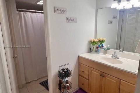 Снять в аренду кондоминиум в Майами, Флорида 2 спальни, 98.85м2, № 1949957 - фото 12