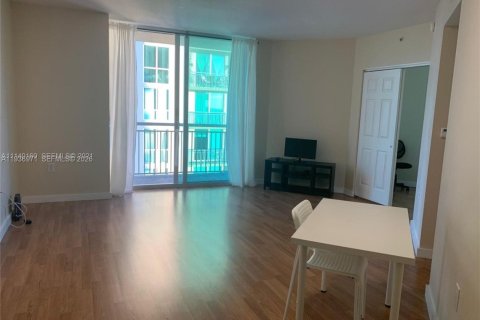 Купить кондоминиум в Майами, Флорида 1 спальня, 61.04м2, № 1995289 - фото 4