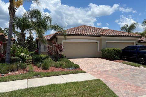 House in Venice, Florida 3 bedrooms, 131.55 sq.m. № 1749506 - photo 2