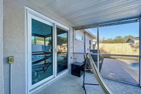 House in Valrico, Florida 3 bedrooms, 110.93 sq.m. № 1877187 - photo 22
