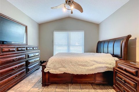 House in Valrico, Florida 3 bedrooms, 110.93 sq.m. № 1877187 - photo 5