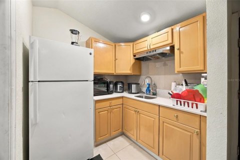 Casa en venta en Tampa, Florida, 4 dormitorios, 176.51 m2 № 2387305 - foto 26