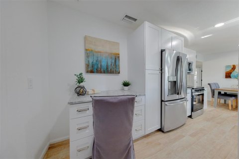 Villa ou maison à vendre à Pinellas Park, Floride: 3 chambres, 89.19 m2 № 2436753 - photo 20
