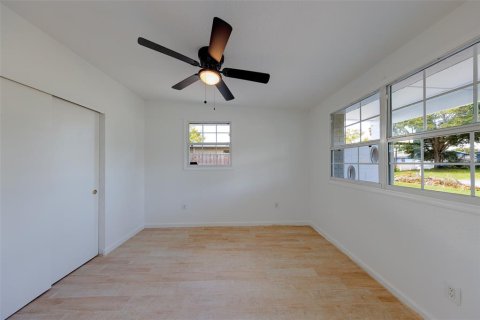 Villa ou maison à vendre à Pinellas Park, Floride: 3 chambres, 89.19 m2 № 2436753 - photo 27