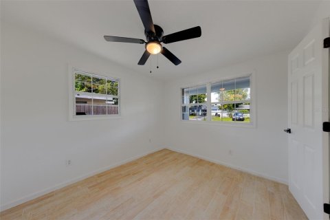 Villa ou maison à vendre à Pinellas Park, Floride: 3 chambres, 89.19 m2 № 2436753 - photo 28