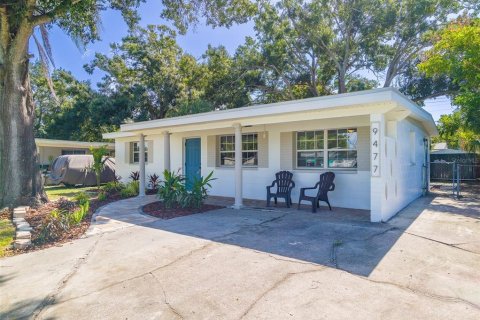 Villa ou maison à Pinellas Park, Floride 3 chambres, 89.19 m2 № 2436753