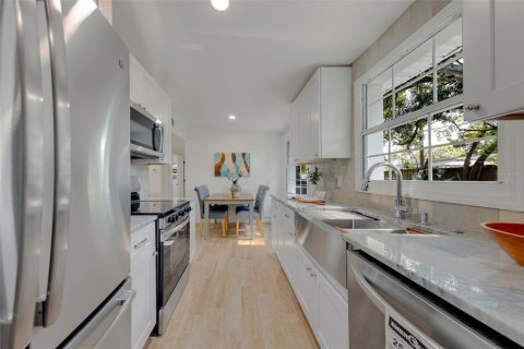 Villa ou maison à vendre à Pinellas Park, Floride: 3 chambres, 89.19 m2 № 2436753 - photo 16
