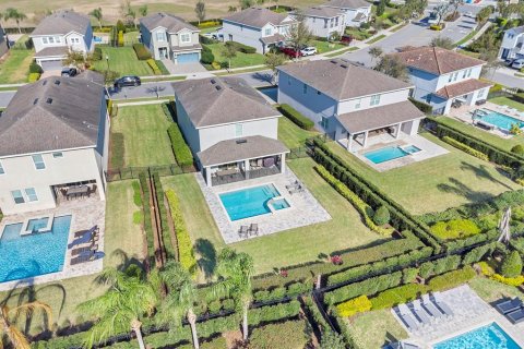 House in Kissimmee, Florida 5 bedrooms, 238.76 sq.m. № 1901268 - photo 9