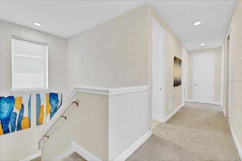 House in Kissimmee, Florida 5 bedrooms, 238.76 sq.m. № 1901268 - photo 24