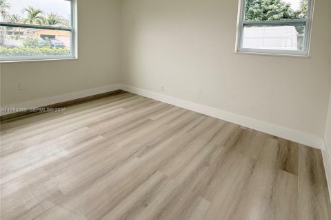 Casa en alquiler en Lauderhill, Florida, 7 dormitorios, 212.37 m2 № 2011756 - foto 13