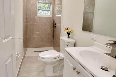 Casa en alquiler en Lauderhill, Florida, 7 dormitorios, 212.37 m2 № 2011756 - foto 17