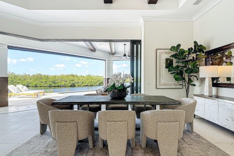 Villa ou maison à vendre à Fort Myers, Floride: 5 chambres, 465.72 m2 № 2187989 - photo 9