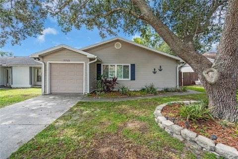 Casa en venta en Temple Terrace, Florida, 3 dormitorios, 112.32 m2 № 1869788 - foto 1