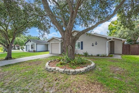 Villa ou maison à vendre à Temple Terrace, Floride: 3 chambres, 112.32 m2 № 1869788 - photo 2