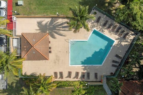 Condominio en venta en Miami, Florida, 2 dormitorios, 80.55 m2 № 1811796 - foto 7