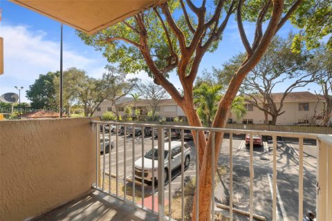Condominio en venta en Miami, Florida, 2 dormitorios, 80.55 m2 № 1811796 - foto 4