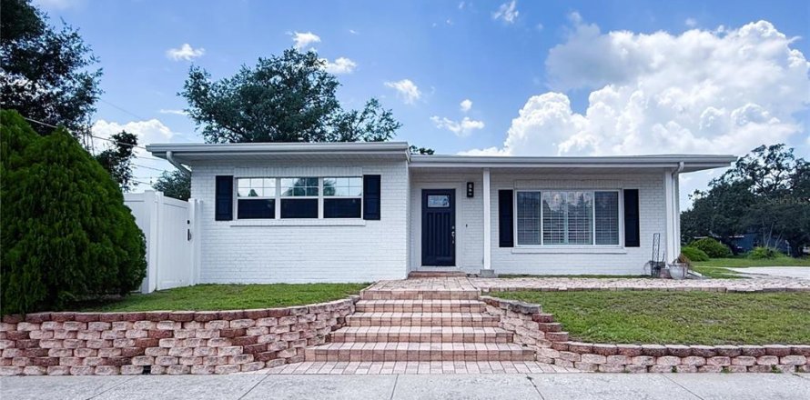 Villa ou maison à Tampa, Floride 2 chambres, 122.72 m2 № 1851040