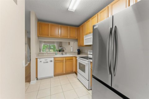 Townhouse in Lake Mary, Florida 2 bedrooms, 101.73 sq.m. № 2386221 - photo 7