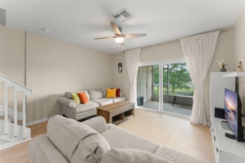 Townhouse in Lake Mary, Florida 2 bedrooms, 101.73 sq.m. № 2386221 - photo 11