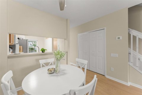 Townhouse in Lake Mary, Florida 2 bedrooms, 101.73 sq.m. № 2386221 - photo 10
