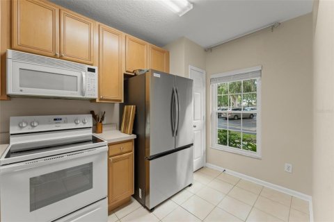 Townhouse in Lake Mary, Florida 2 bedrooms, 101.73 sq.m. № 2386221 - photo 6