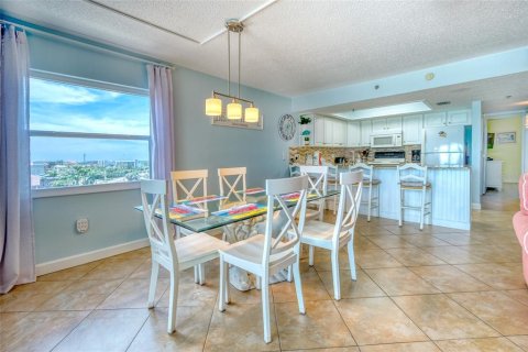 Condominio en venta en Indian Shores, Florida, 2 dormitorios, 101.26 m2 № 1793868 - foto 12