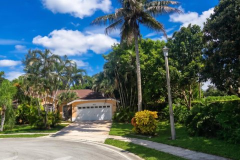 Casa en venta en Royal Palm Beach, Florida, 3 dormitorios, 173.45 m2 № 2420887 - foto 3