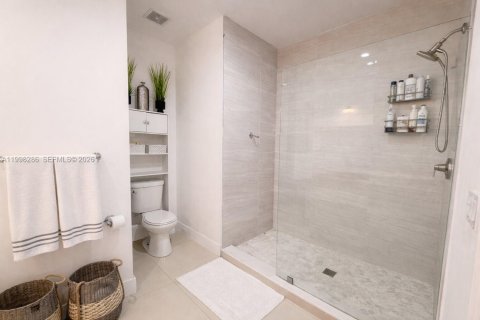 Villa ou maison à vendre à Miami Gardens, Floride: 3 chambres, 174.1 m2 № 2068243 - photo 6