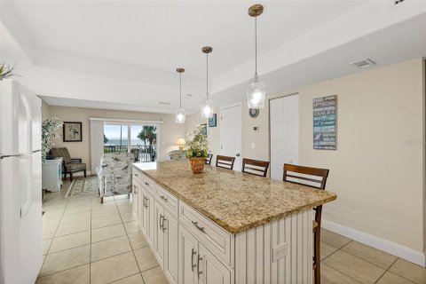 Condo in Flagler Beach, Florida, 2 bedrooms  № 1879332 - photo 9