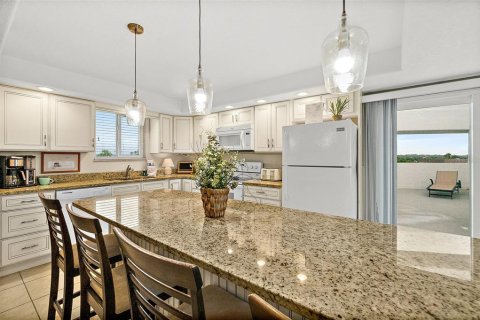 Condo in Flagler Beach, Florida, 2 bedrooms  № 1879332 - photo 6