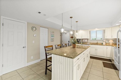 Condo in Flagler Beach, Florida, 2 bedrooms  № 1879332 - photo 5