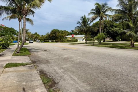 Commercial property in Lake Park, Florida 160.91 sq.m. № 2172157 - photo 23