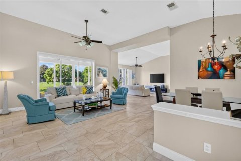Casa en venta en Mount Dora, Florida, 3 dormitorios, 187.94 m2 № 2339576 - foto 8