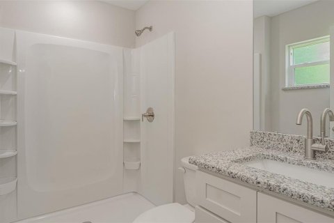 Duplex à vendre à Winter Haven, Floride: 4 chambres, 260.5 m2 № 1918649 - photo 15