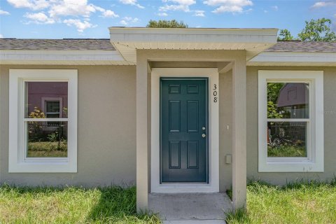 Duplex à vendre à Winter Haven, Floride: 4 chambres, 260.5 m2 № 1918649 - photo 1
